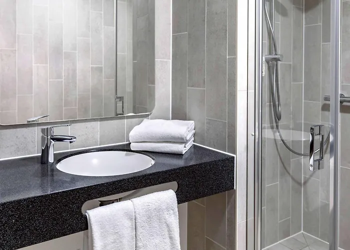 Koeln-west ホテル