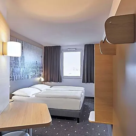 Koeln-west Hotel 3*