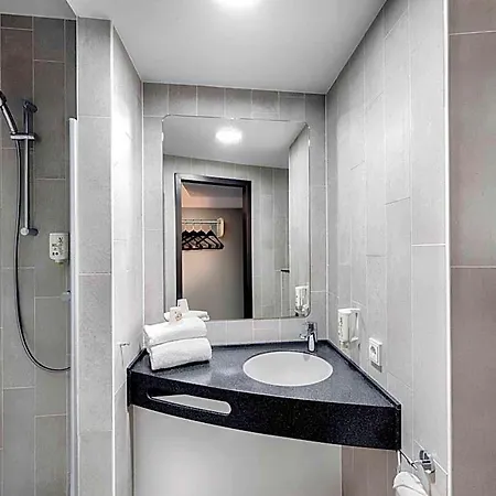 Koeln-west Hotel Colonia