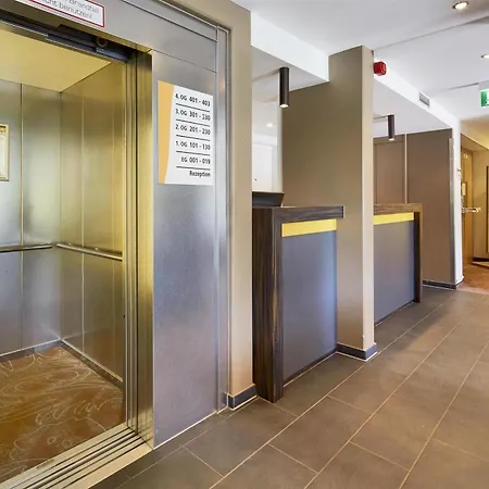 Koeln-west فندق كولونيا