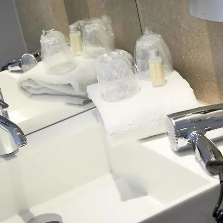 Koeln-west فندق 3*